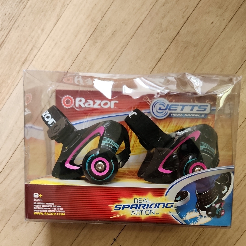 Razor Jetts Heel Wheels - Black and Pink NIB